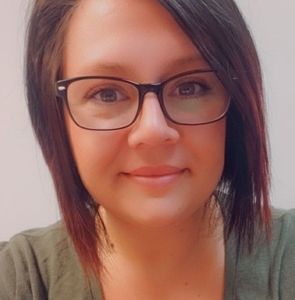 Meet your Posher, Carrie